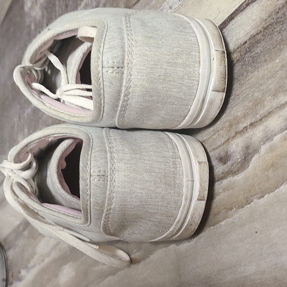 gray vans - Picture 2 of 3